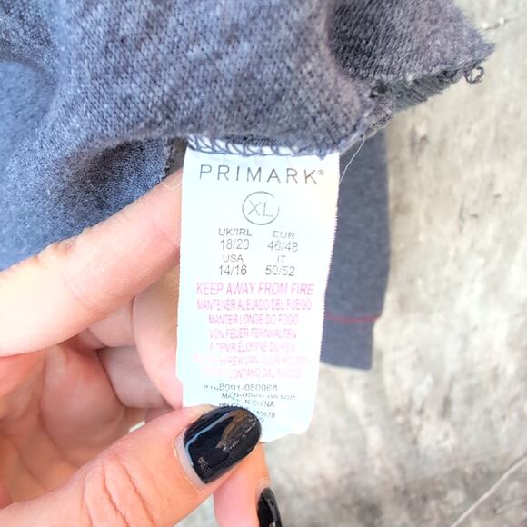 Friends Central Perk Cropped Raw Edge Crewneck Ringer Stitching Women's XL - Picture 5 of 9